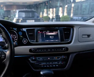 Двигатель Бензин 3,3 л. – Арендуйте Kia Sedona в Тбилиси.