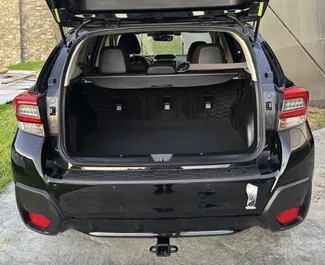 Bensiini 2,0L moottori Subaru Crosstrek 2022 vuokrattavana Tbilisissä.