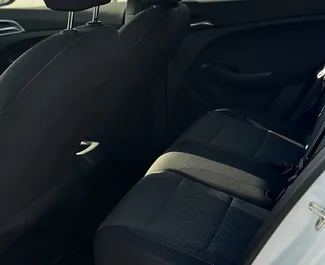 Κινητήρας Βενζίνη 1,5L του MG 3 2024 για ενοικίαση στο Ντουμπάι.