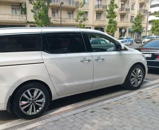 Pronájem auta Kia Carnival #14729 s převodovkou Automatické v Baku, vybavené motorem 2,5L ➤ Od Emil v Ázerbájdžánu.