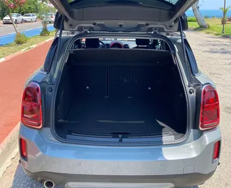 Autóbérlés Mini Countryman Cooper #14774 Automatikus az antalyai repülőtéren, 1,5L motorral felszerelve ➤ Sefa-től Törökországban.