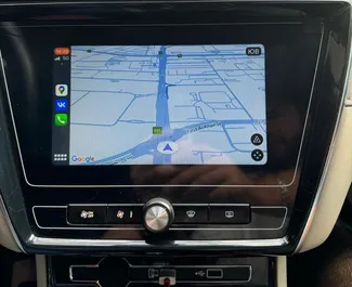 MG 5 2024 disponible para alquilar en Dubai, con límite de millaje de 250 km/día.