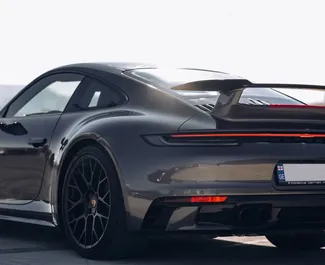 Kiralık bir Porsche 911 Carrera GTS Tiflis'te, Gürcistan ön görünümü ✓ Araç #14788. ✓ Otomatik TM ✓ 0 yorumlar.