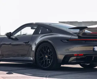 Porsche 911 Carrera GTS kiralama. Premium, Lüks, Cabrio Türünde Araç Kiralama Gürcistan'da ✓ Depozito 1500 GEL ✓ TPL, CDW sigorta seçenekleri.