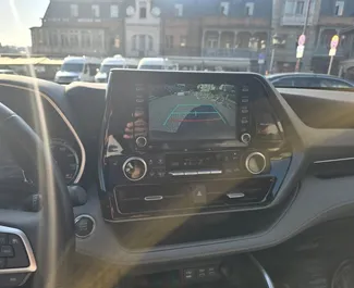 Najem Toyota Highlander. Avto tipa Udobje, Premium, Crossover za najem v v Gruziji ✓ Brez depozita ✓ Možnosti zavarovanja: TPL, FDW, Kraja, Brez pologa.