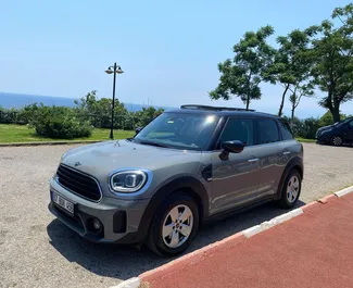 A bérelt Mini Countryman Cooper előnézete az antalyai repülőtéren, Törökország ✓ Autó #14774. ✓ Automatikus TM ✓ 0 értékelések.