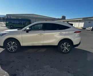 Hybride 2,5L Moteur de Toyota Venza 2021 à louer à Tbilissi.