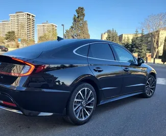 Pronájem auta Hyundai Sonata #11946 s převodovkou Automatické v Baku, vybavené motorem 2,0L ➤ Od Emil v Ázerbájdžánu.