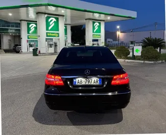 Najem Mercedes-Benz E-Class. Avto tipa Premium za najem v v Albaniji ✓ Depozit 100 EUR ✓ Možnosti zavarovanja: TPL, V tujini.