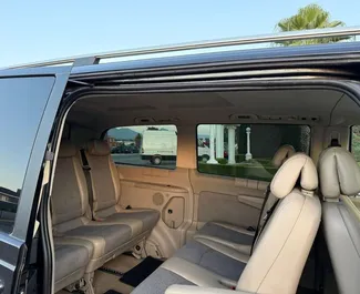Bilutleie av Mercedes-Benz Vito 2012 i i Albania, inkluderer ✓ Diesel drivstoff og  hestekrefter ➤ Starter fra 65 EUR per dag.