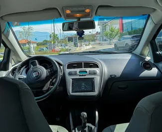 Najem SEAT Altea. Avto tipa Ekonomičen, Udobje, Enoprostorec za najem v v Albaniji ✓ Depozit 100 EUR ✓ Možnosti zavarovanja: TPL, V tujini.