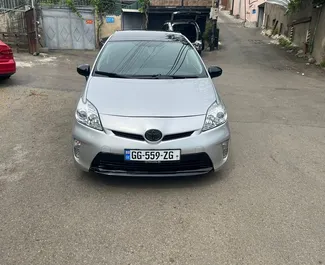 Прокат машини Toyota Prius #14814 (Автомат) у Тбілісі, з двигуном 1,8л. Гібрид ➤ Безпосередньо від Рафо в Грузії.