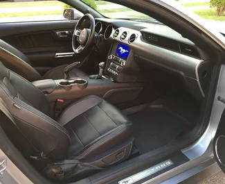 Двигун Бензин 2,3 л. - Орендуйте Ford Mustang Coupe у Мінську.