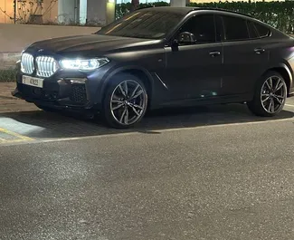 Biluthyrning BMW X6 #14835 med Automatisk i Dubai, utrustad med 4,4L motor ➤ Från Lasha i Förenade Arabemiraten.