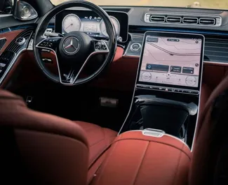 Benzinas 4,0L variklis Mercedes-Benz S-Class Maybach 2024 nuomai Tbilisyje.