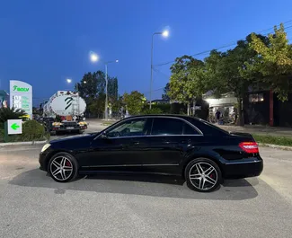 Najem avtomobila Mercedes-Benz E-Class 2012 v v Albaniji, z značilnostmi ✓ gorivo Dizel in  konjskih moči ➤ Od 38 EUR na dan.