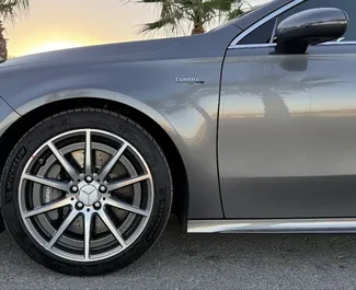 Motor Benzín 2,0L Mercedes-Benz A45-S 2022 na prenájom v v Alicante.