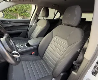 Alfa Romeo Stelvio Quadrifoglio 2020 avec Voiture à traction avant système, disponible à Alicante.