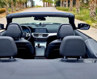 BMW 420d Cabrio 2023 med Frontdrev system, tilgængelig i Alicante.