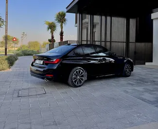 Araç Kiralama BMW 320i #14818 Otomatik Dubai'de, 1,8L motor ile donatılmış ➤ Lasha tarafından BAE'de.