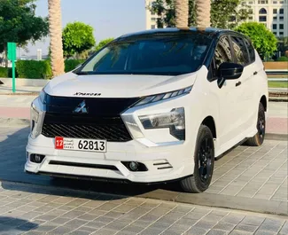Kiralık bir Mitsubishi Xpander Dubai'de, BAE ön görünümü ✓ Araç #8731. ✓ Otomatik TM ✓ 0 yorumlar.