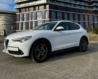 Μπροστινή όψη ενοικιαζόμενου Alfa Romeo Stelvio Quadrifoglio στο Μινσκ, Λευκορωσία ✓ Αριθμός αυτοκινήτου #15039. ✓ Κιβώτιο ταχυτήτων Αυτόματο TM ✓ 0 κριτικές.
