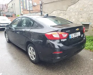 Alquiler de coches Chevrolet Cruze 2018 en Georgia, con ✓ combustible de Gasolina y 180 caballos de fuerza ➤ Desde 100 GEL por día.