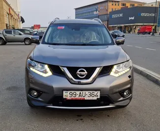 Vuokra-auton etunäkymä Nissan X-Trail Bakussa, Azerbaidžan ✓ Auto #15071. ✓ Vaihteisto Automaattinen TM ✓ Arvostelut 0.