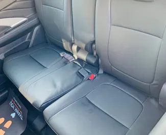 Mitsubishi Xpander 2026 διαθέσιμο για ενοικίαση στο Ντουμπάι, με όριο χιλιομέτρων 250 χλμ/ημέρα.