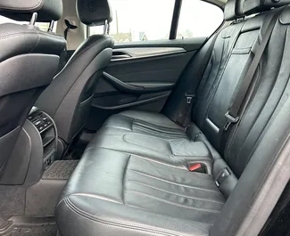 Aluguel de BMW G30. Carro Premium para Alugar na Bielorrússia ✓ Depósito de 200 USD ✓ Opções de seguro: TPL, CDW.