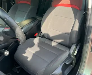 Bensiini 1,6L moottori MG 5/GT 2024 vuokrattavana Dubaissa.