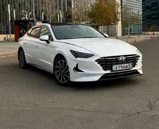 Прокат машины Hyundai Sonata №15089 (Автомат) в Алмате, с двигателем 2,5л. Бензин ➤ Напрямую от Ярослав в Казахстане.