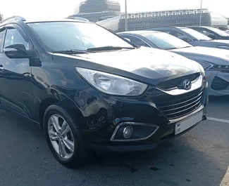 Přední pohled na pronájem Hyundai Ix35 v Baku, Ázerbájdžán ✓ Auto č. 11975. ✓ Převodovka Automatické TM ✓ Recenze 0.