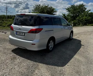 Alquiler de Nissan Quest. Coche Confort, Monovolumen para alquilar en Georgia ✓ Depósito de 400 GEL ✓ opciones de seguro TPL, SCDW, FDW, Pasajeros, Robo, Joven.