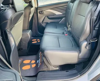 Dubai BAE bölgesinde bir Mitsubishi Xpander kiralayın