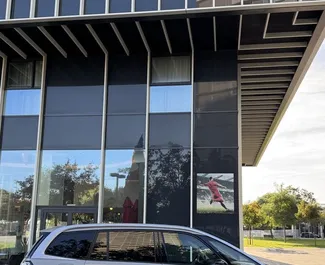 Citroen C4 Grand Picasso 2021 autóbérlés Spanyolországban, jellemzők ✓ Dízel üzemanyag és 130 lóerő ➤ Napi 60 EUR-tól kezdődően.