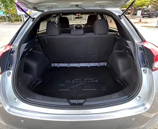 Uthyrning av Toyota Yaris. Ekonomi, Komfort bil för uthyrning i Thailand ✓ Deposition 5000 THB ✓ Försäkringsalternativ: TPL, CDW, SCDW, Ung.