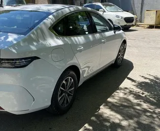 BYD Destroyer 05 - автомобіль категорії Комфорт напрокат в Азербайджані ✓ Депозит у розмірі 300 AZN ✓ Страхування: ОСЦПВ, СВУПЗ, ПСВУПЗ, ПСВУ, Від крадіжки.