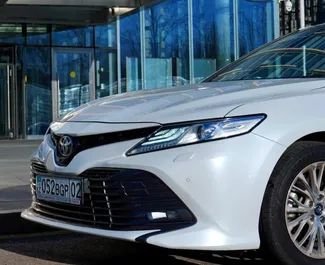 Toyota Camry 租赁。在 在哈萨克斯坦 出租的 舒适性, 高级 汽车 ✓ Without Deposit ✓ 提供 TPL, No Deposit 保险选项。