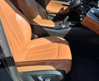 Aluguel de BMW 520d. Carro Conforto, Premium para Alugar na Bielorrússia ✓ Depósito de 200 USD ✓ Opções de seguro: TPL, CDW.