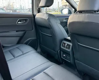 Utleie av Nissan X-Trail. Komfort, Crossover bil til leie i Hviterussland ✓ Depositum på 200 USD ✓ Forsikringsalternativer: TPL, CDW.