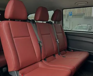 Mercedes-Benz V-Class 2018 dostupné na prenájom v v Minsku, s limitom kilometrov 500 km/deň.