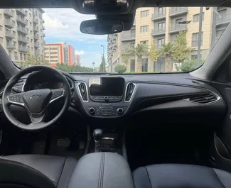 バクー空港にてでレンタル可能なChevrolet Malibu 2024、無制限の走行距離制限付き。