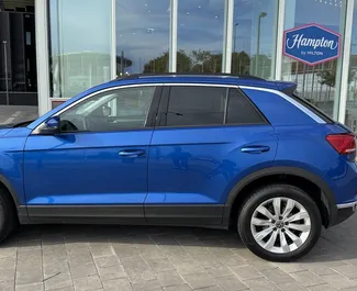 Auton vuokraus Volkswagen T-Roc #15180 Automaattinen Barcelonassa, varustettuna 1,6L moottorilla ➤ Sergeiltä Espanjassa.