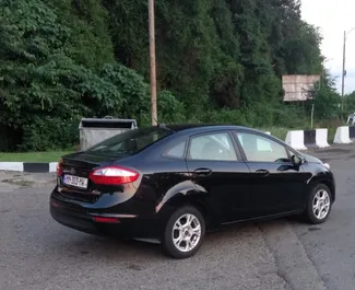 租赁 Ford Fiesta 的正面视图，在第比利斯, 格鲁吉亚 ✓ 汽车编号 #15107。✓ Automatic 变速箱 ✓ 0 评论。