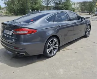 租车 Ford Fusion Sedan #15161 Automatic 在 在第比利斯，配备 2.0L 发动机 ➤ 来自 帕塔 在格鲁吉亚。