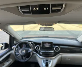 Mercedes-Benz V-Class 2016 dostupné na prenájom v v Bare, s limitom kilometrov neobmedzené.