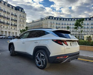 アゼルバイジャンにてでのHyundai Tucson 2023カーレンタル、特徴は✓ガソリン燃料と馬力 ➤ 1日あたり61 AZNからスタート。