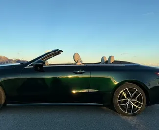 Vuokra-auton etunäkymä Mercedes-Benz E-Class Cabrio Alicantessa, Espanja ✓ Auto #15137. ✓ Vaihteisto Automaattinen TM ✓ Arvostelut 0.