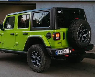 3.0L 엔진이 장착된 트빌리시에서의 Jeep Wrangler Rubicon #15337 자동 차량 대여 ➤ Julia 조지아에서에서 제공.